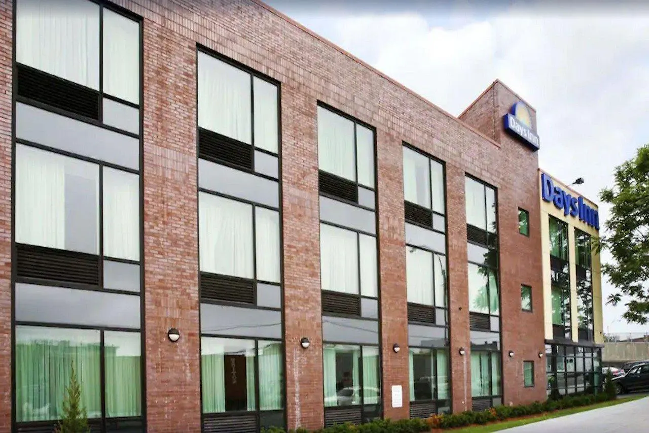Days Inn Bronx New York 2*,